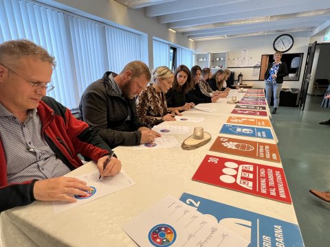 Undirskrift um Réttindaskóla- og frístund