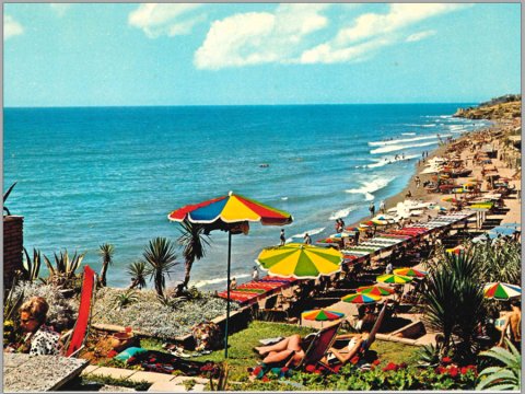 Gömul mynd frá ströndinni Costa del Sol.