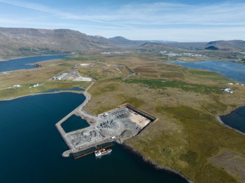 Álfsnes is well-suited for an eco-industrial park