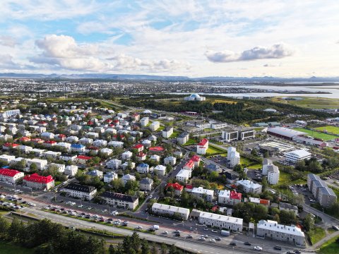 Séð yfir Reykjavíkursvæði úr lofti