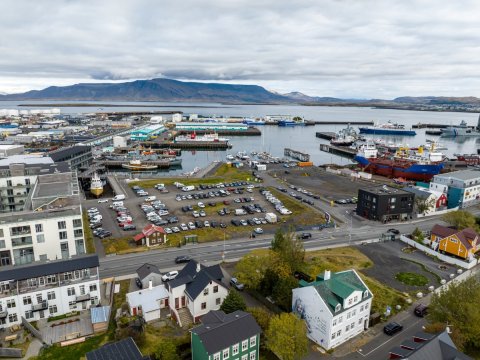 Vesturbugt at the old harbor in Reykjavík