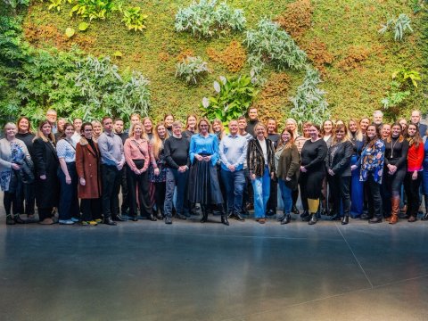 Hópmynd með borgarstjóra.