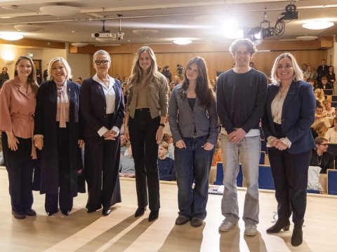 Group photo of the speakers.