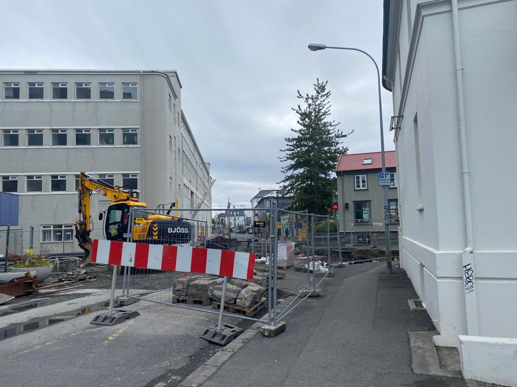 Framkvæmdasvæði við Grófina.