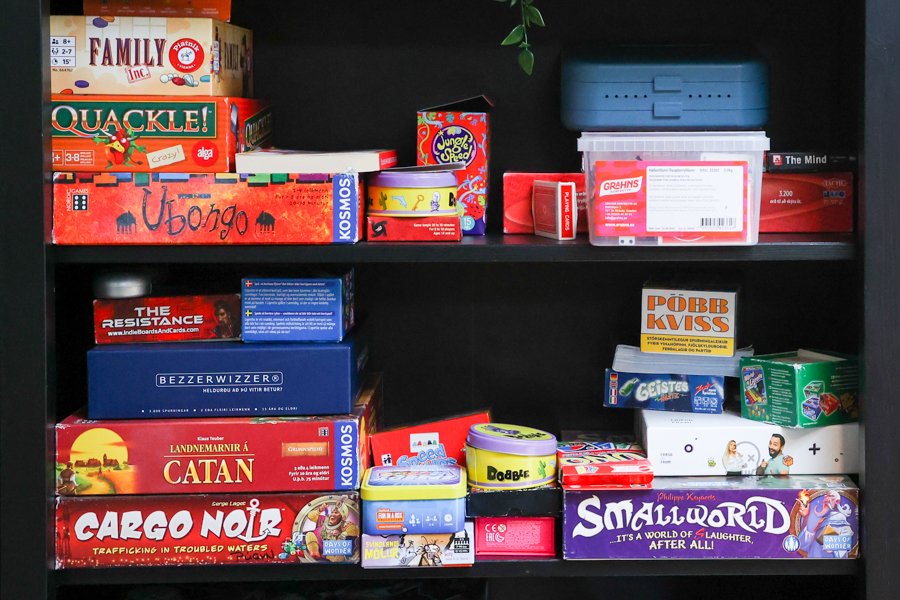 Shelf with board games.