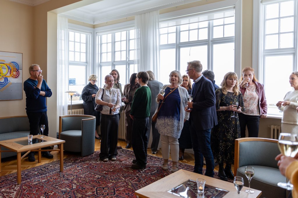 Námsstyrkur Ellýjar var afhentur í Höfða.