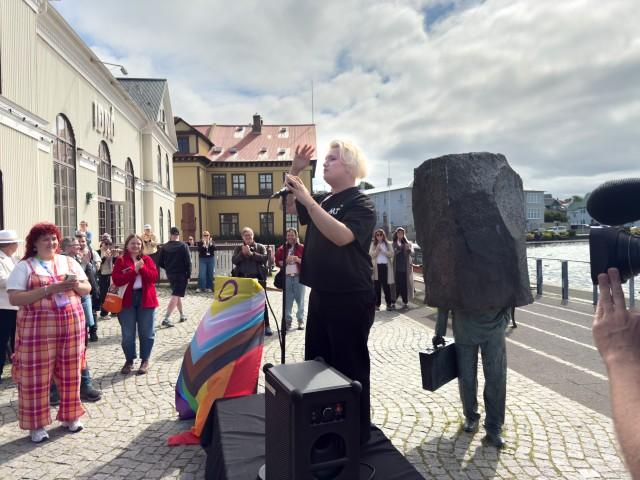 Guðjón Þorgils performs the Reykjavík Pride song at today's opening ceremony.