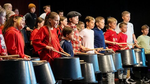 BIG BANG er ævintýraleg evrópsk tónlistarhátíð fyrir unga áheyrendur. Markmið hátíðarinnar er að auka aðgengi barna að tónlist. 