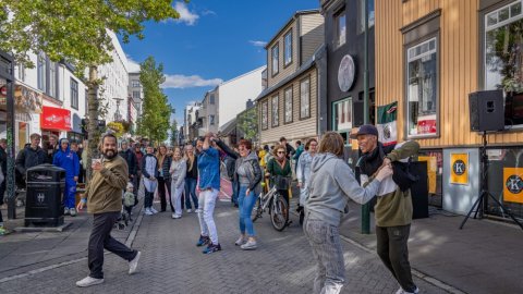 Dansað á götum úti á Menningarnótt og gleðin í fyrirrúmi