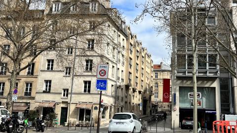 Kjarvalsstofa í París